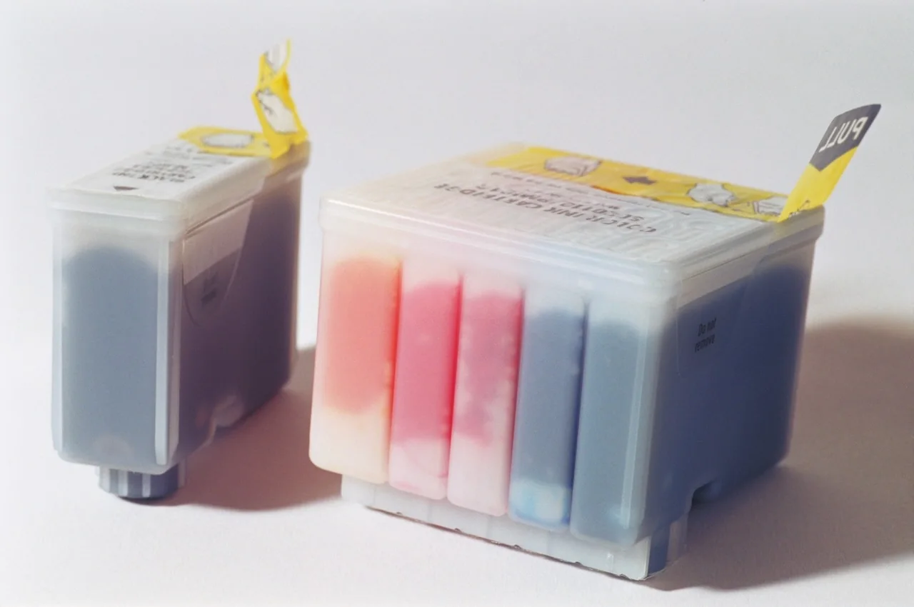 Cartuchos de tinta de varios colores